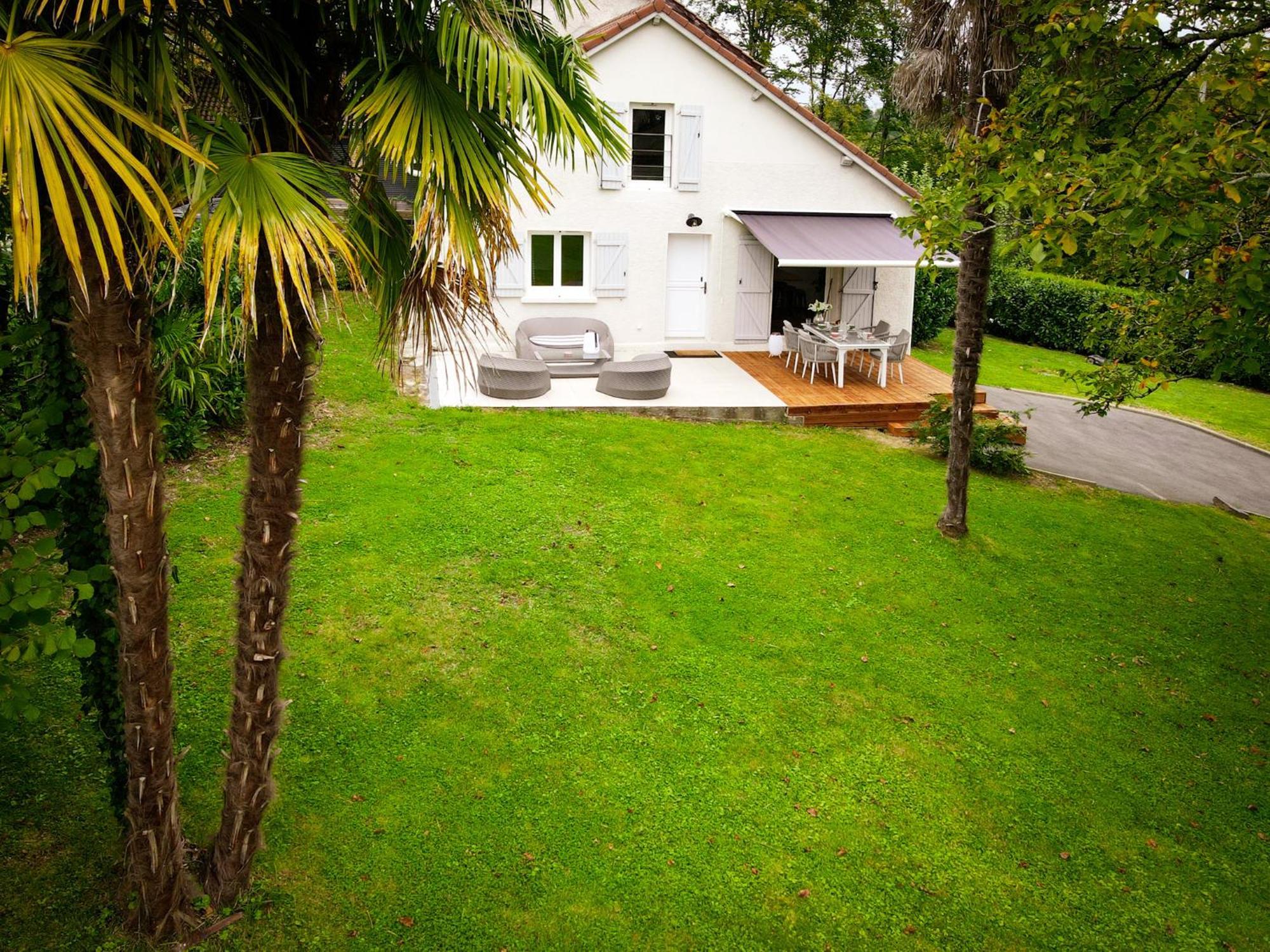 Jolie Petite Maison - Entre Mer, Montagne, Espagne Jurançon Extérieur photo